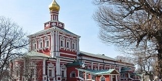 Путеводитель по Москве для туристов и путешественников. Самые интересные достопримечательности, которые стоит посетить, согласно выбора гостиницы: «Концерт». 